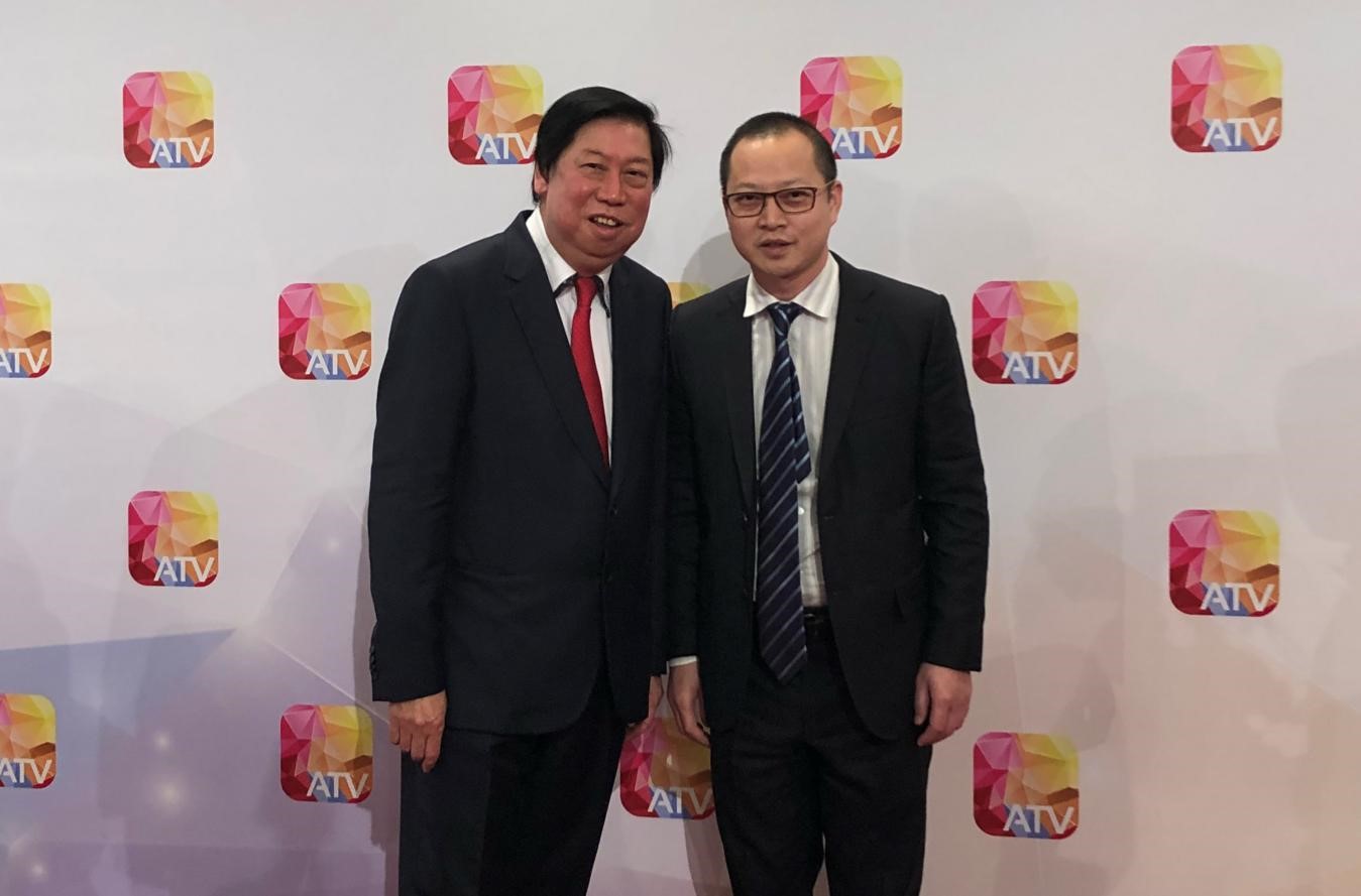 亚视行政总裁吴雨与抖圈官网总裁李波